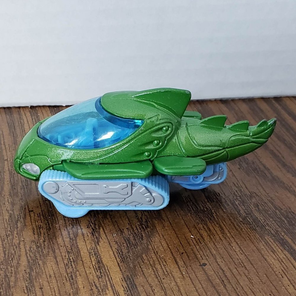 PJ Masks Just Play Die Cast Frog Box One Green Gekko Metal Vehicle